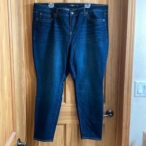 Skinny/Straight Leg Jeans